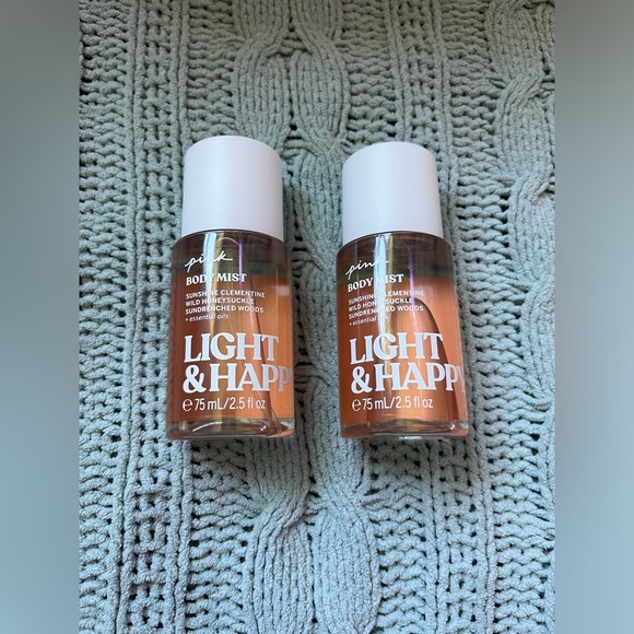 😍 VS Pink Body Mist NWT Body Mist     😍 2/$12 😍 - Picture 4 of 9